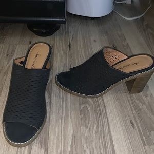 American Eagle Heels